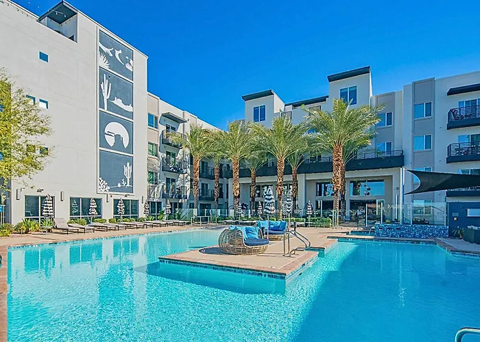 Kierland Sunny Retreat Pool & Hot Tub