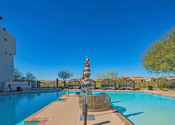 Apartment Kierland Sunny Retreat Pool & Hot Tub *