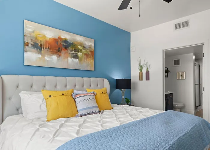 Apartment Kierland Sunny Retreat Pool & Hot Tub *
