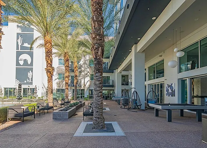 Apartment Kierland Sunny Retreat Pool & Hot Tub *